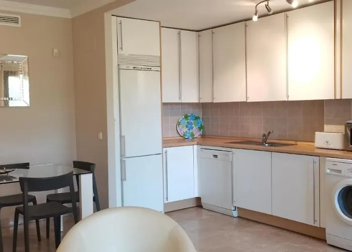 Hotel apartamentowy Espacioso Muy Tranquilo Con Piscinas Y Jardines Cercano A La Playa Estepona